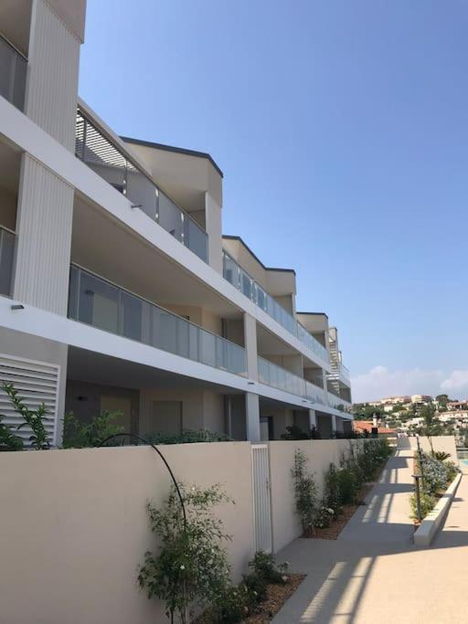 Blue Pearl Vue Mer Nice Exterior photo